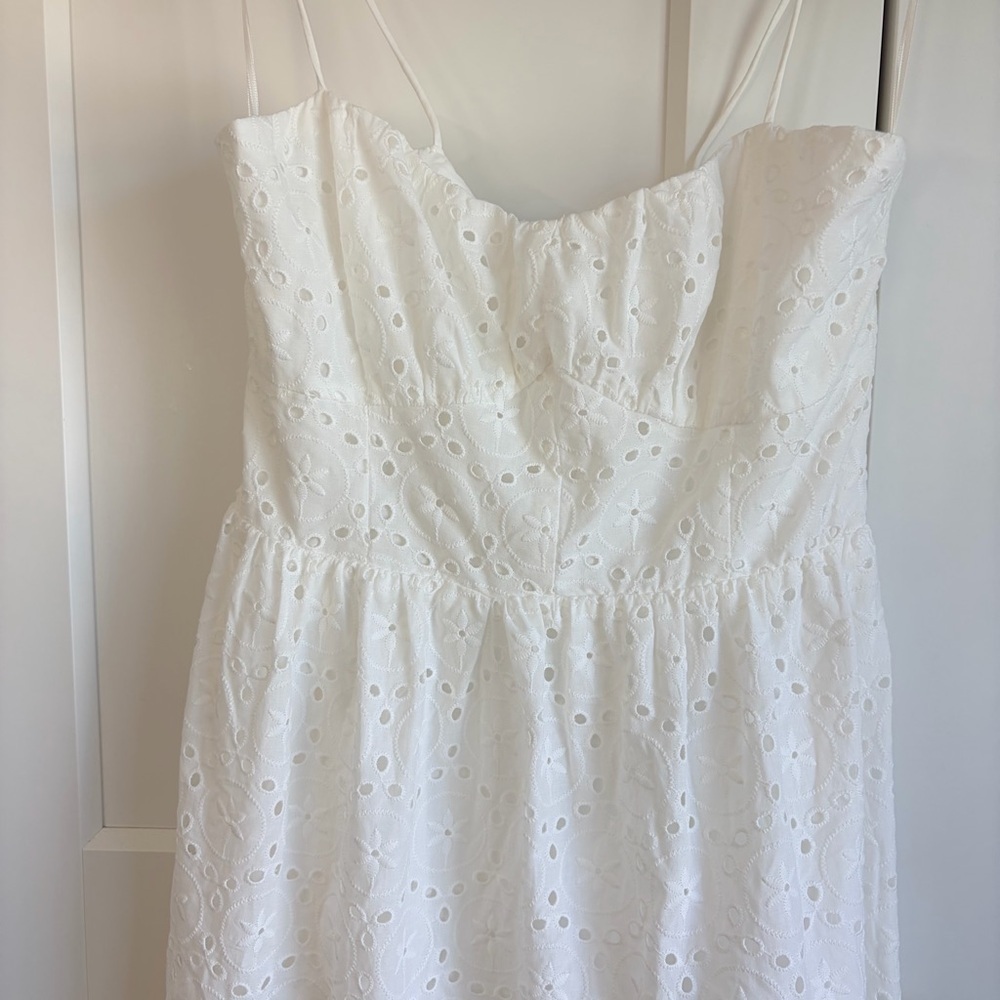 Zara White Eyelet with Tie Back | M - Picture 6 of 8